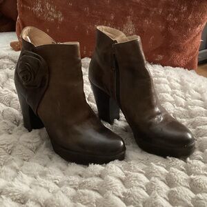 Anthropologie Sciapo made in Italy brown leather booties.